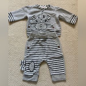 Coccodrillo two piece baby boy 3-6 mo (68 euro) zip up sweatshirt and pants